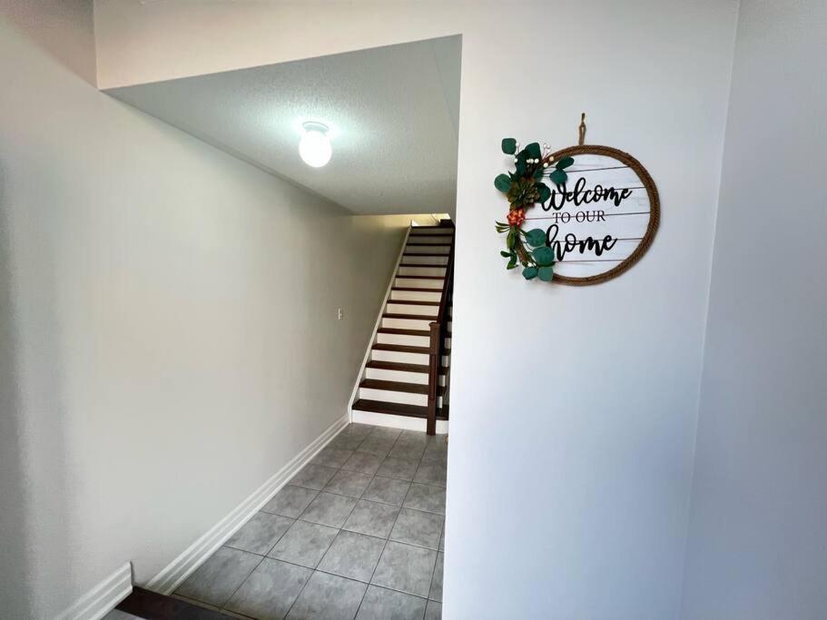 Beautiful Vacation Home Near Toronto Airport Mississauga Exterior photo
